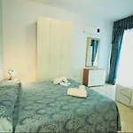 Arcobaleno - Costa Bed & Breakfast 3*